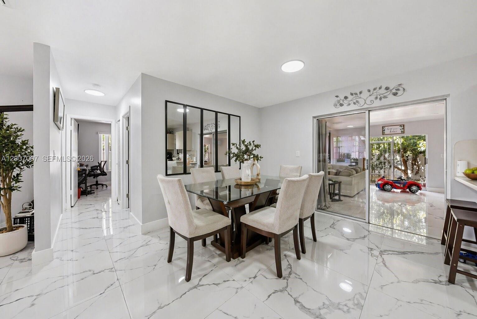 PRINCETONIAN WEST - Residential