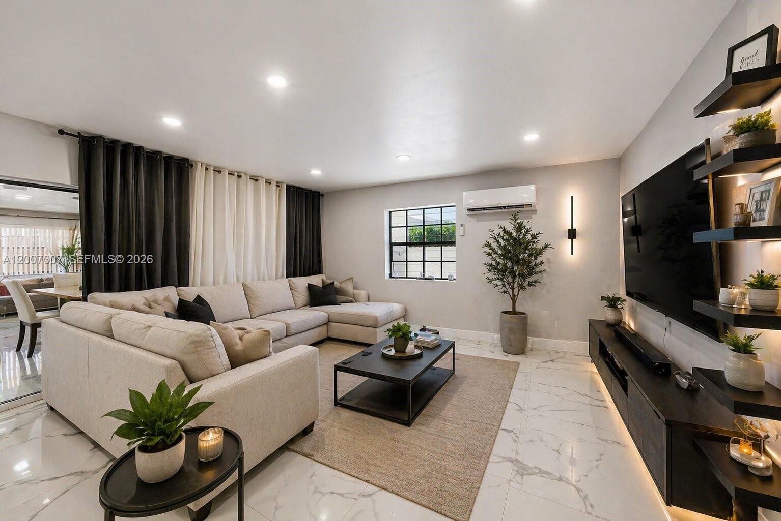 PRINCETONIAN WEST - Residential