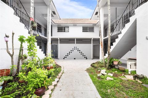 10305 SW 40th St 0 Miami FL 33165