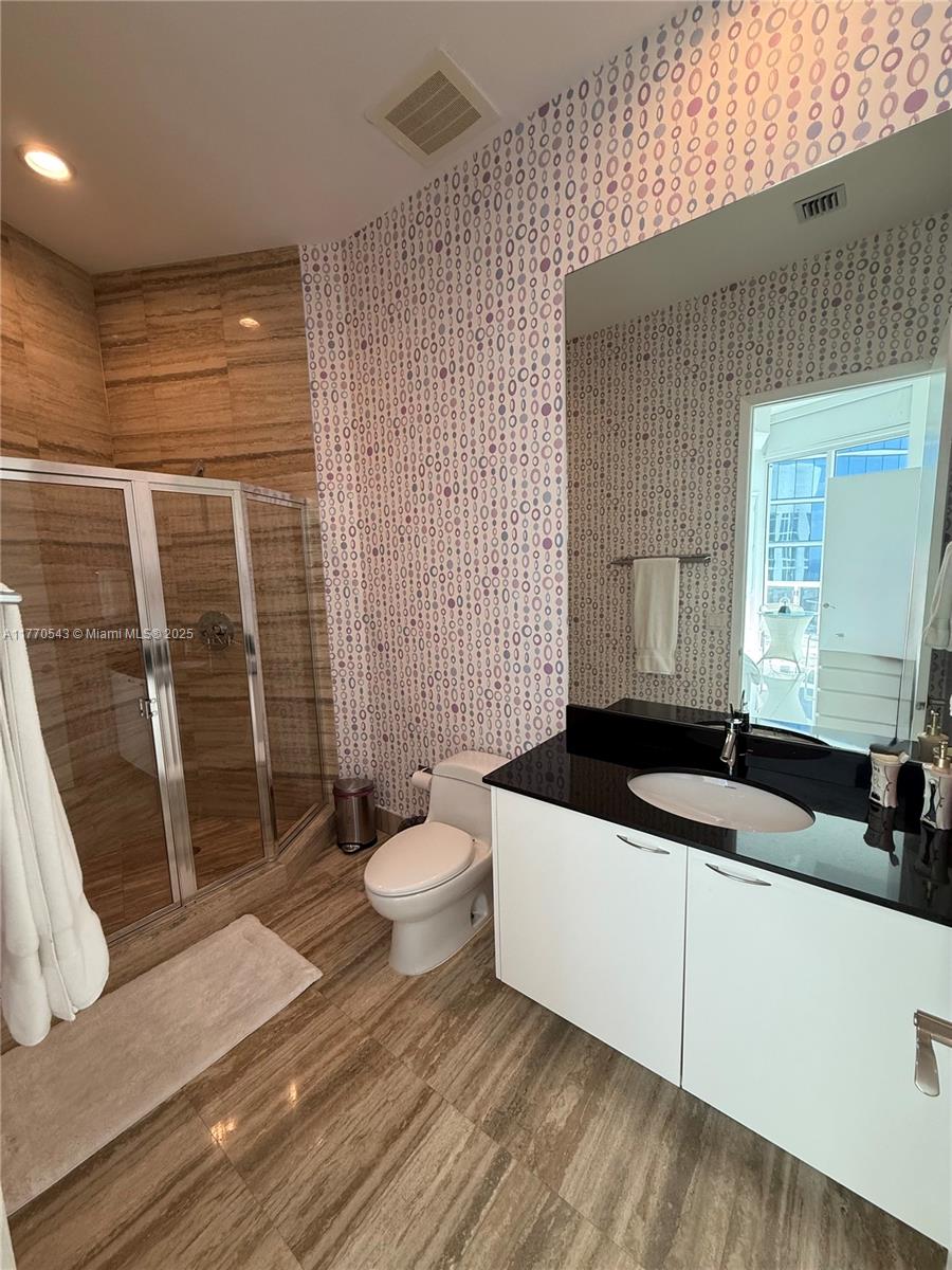 TDR TOWER III CONDO - Residential Lease