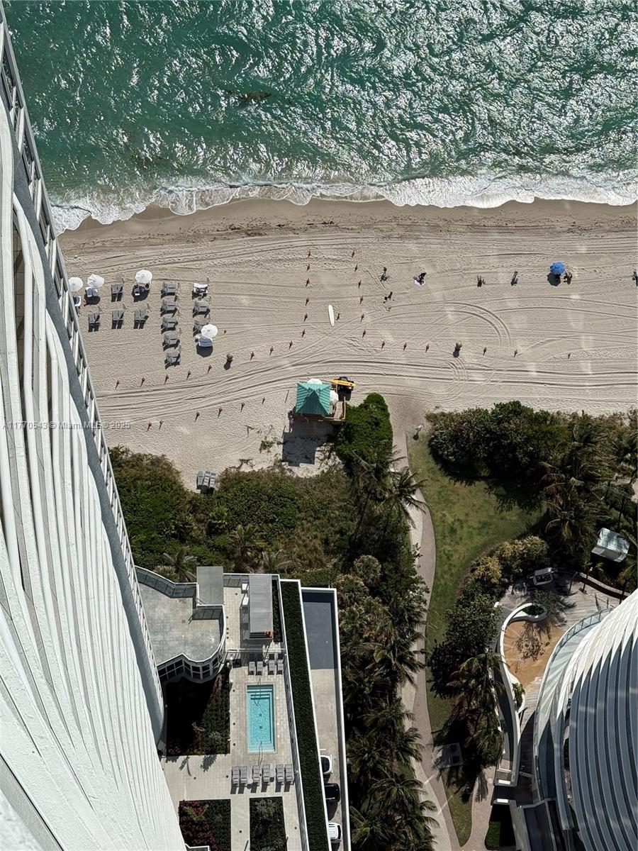 TDR TOWER III CONDO - Residential Lease