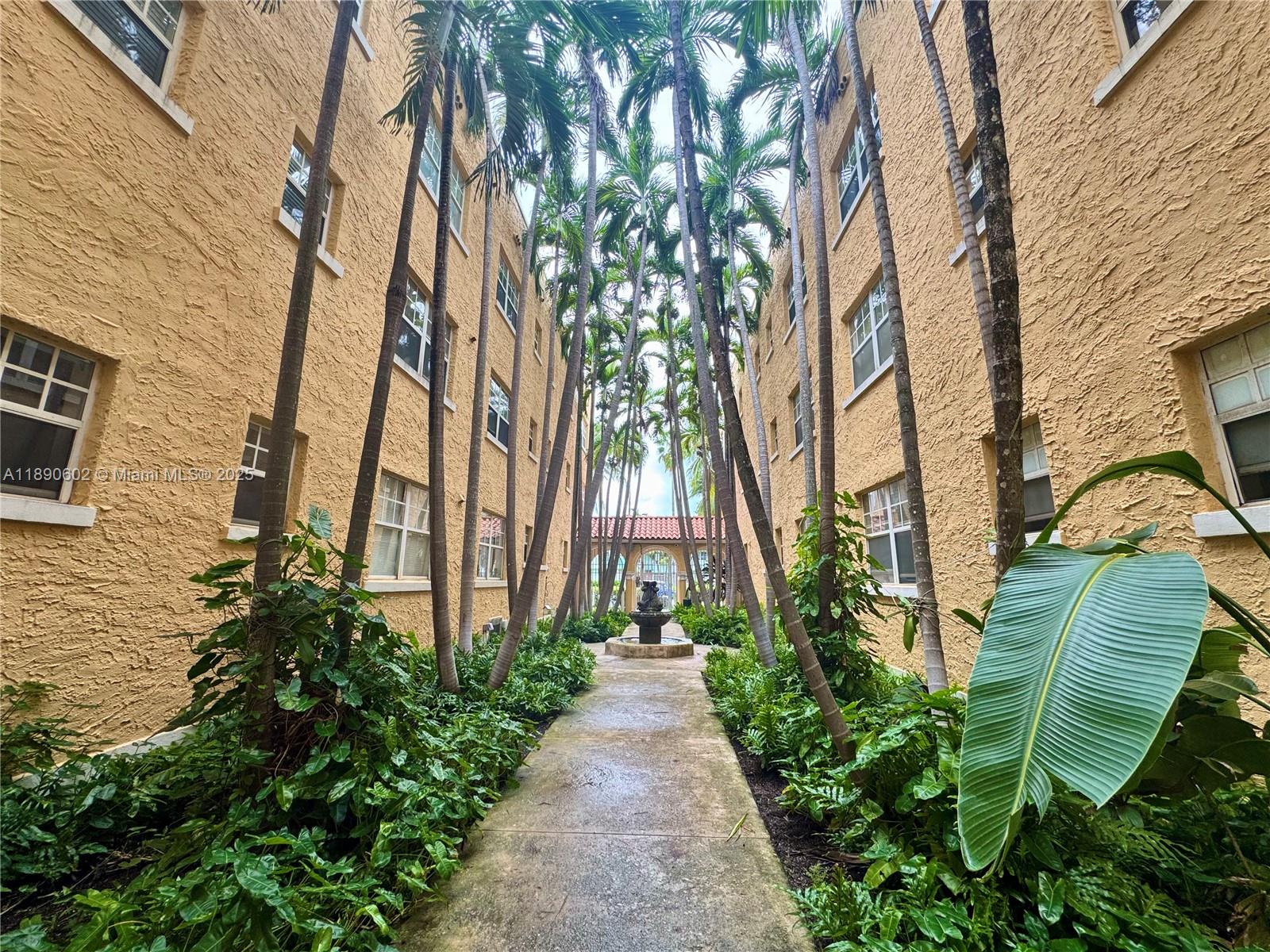 THE ROOSEVELT CONDO - Residential