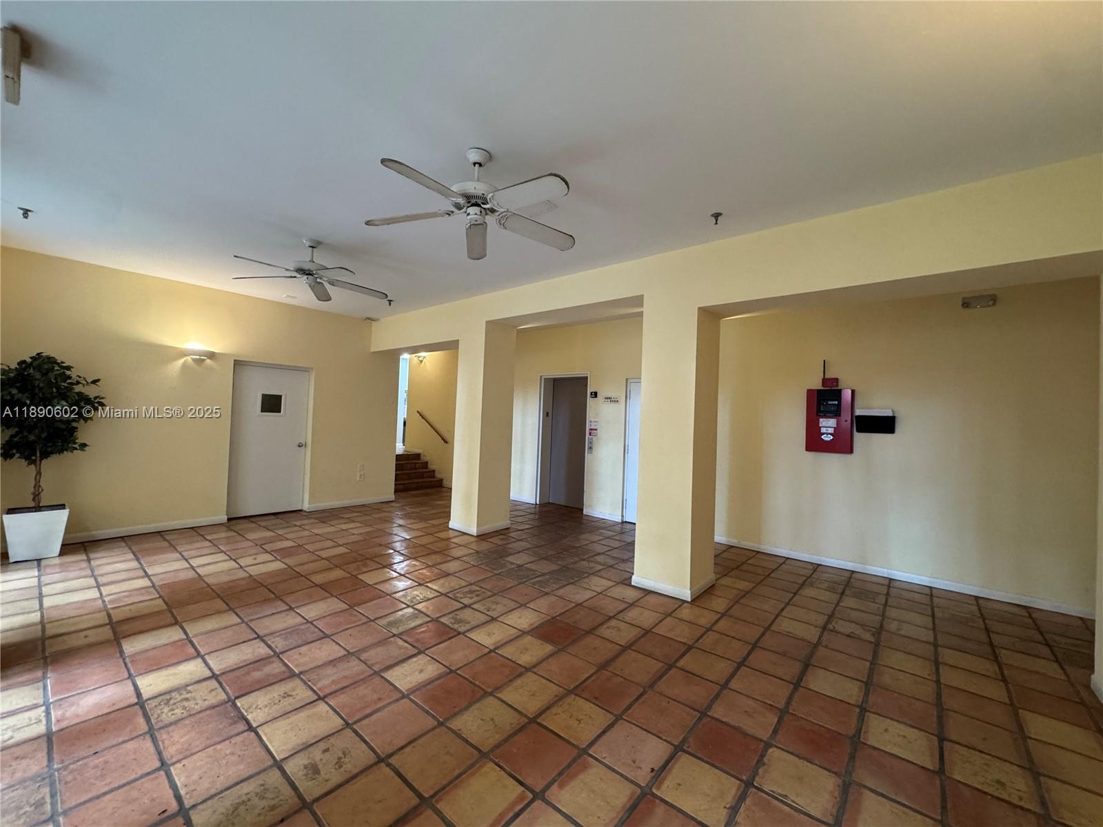 THE ROOSEVELT CONDO - Residential
