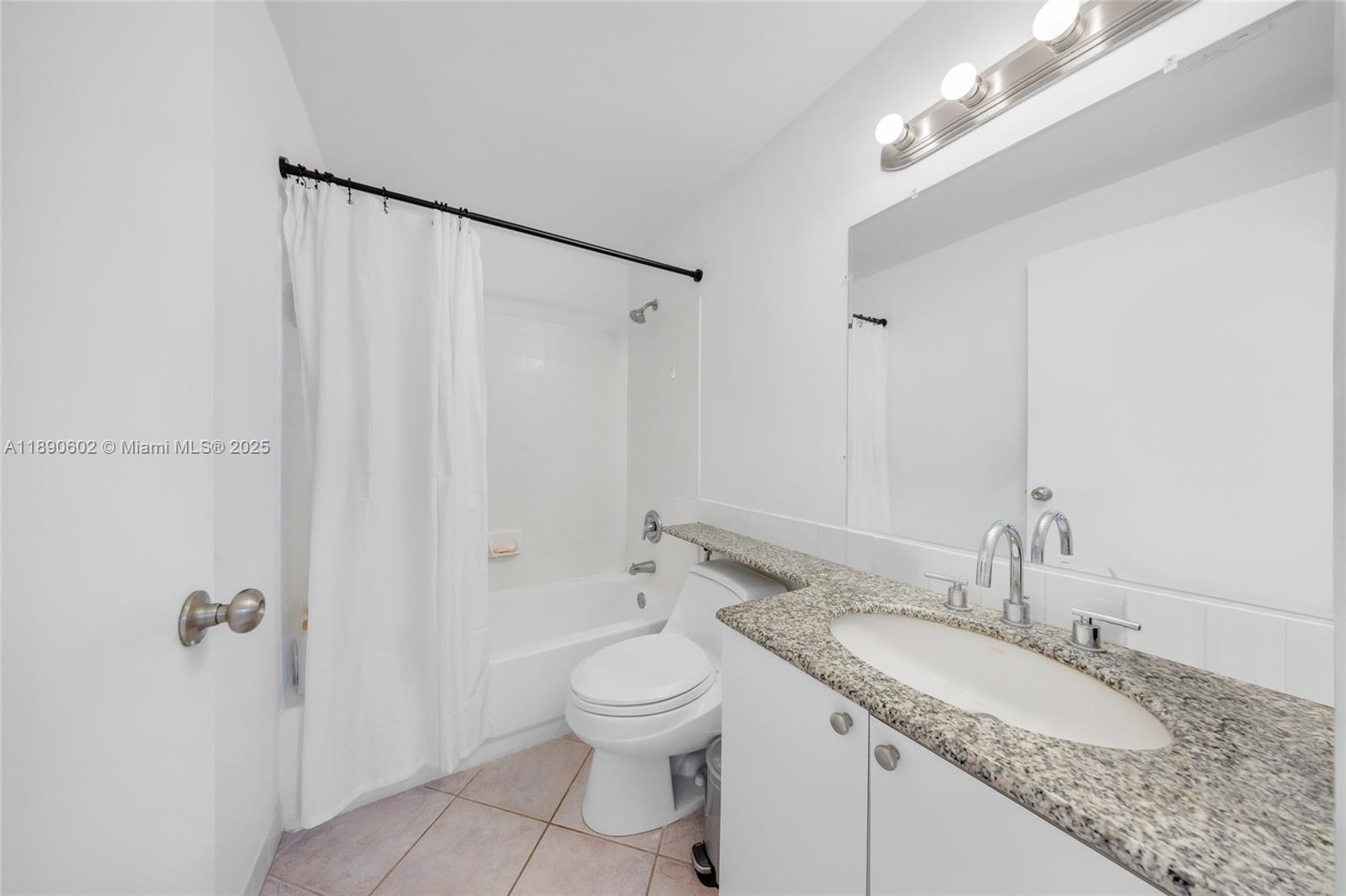 1255 Pennsylvania Ave 307