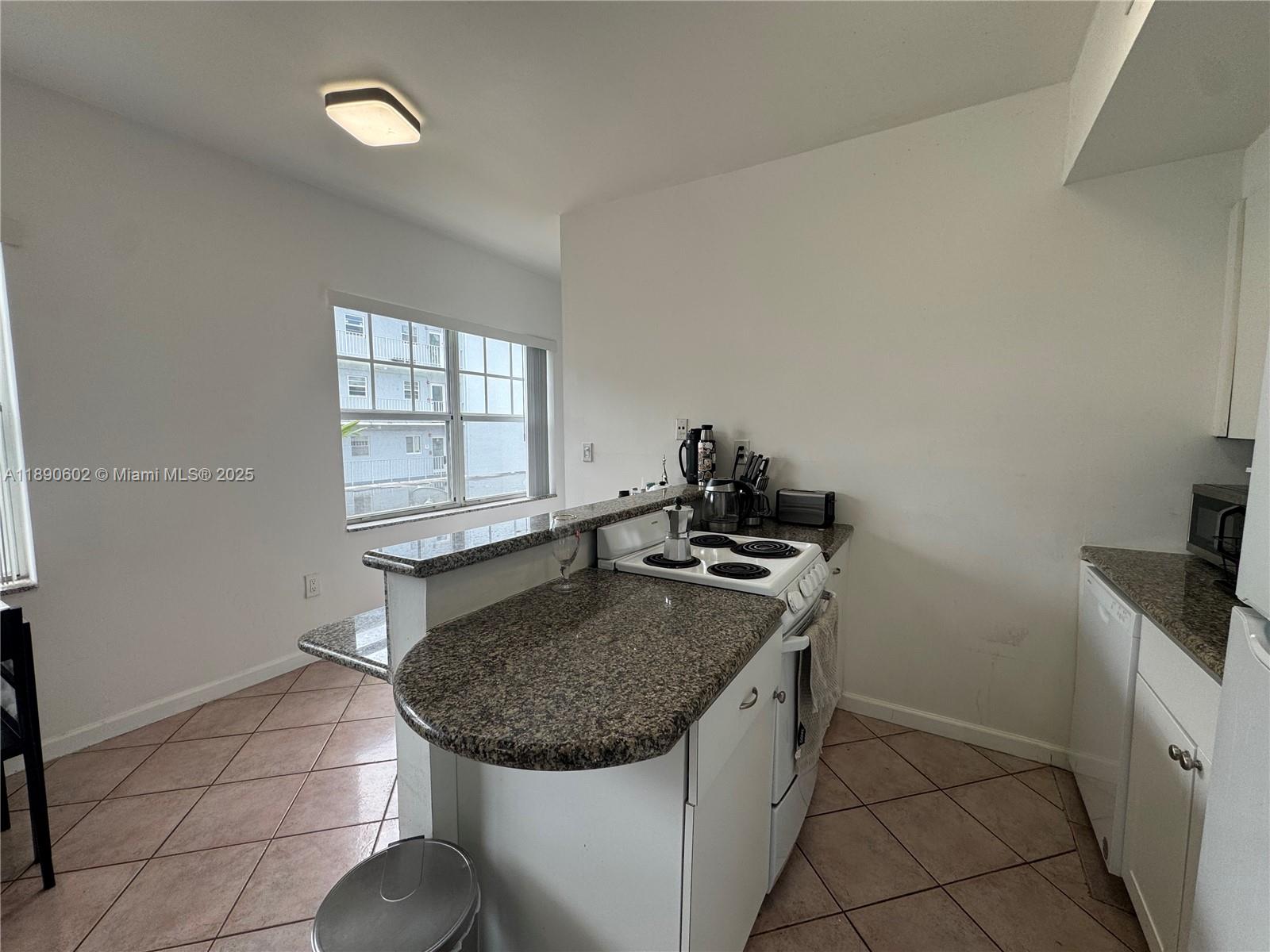 THE ROOSEVELT CONDO - Residential