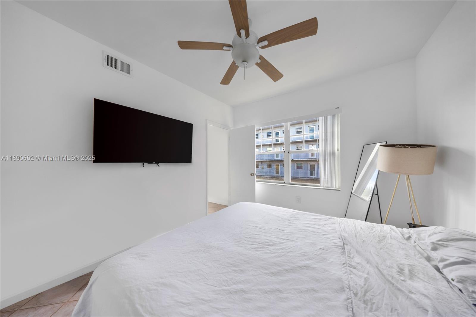 THE ROOSEVELT CONDO - Residential