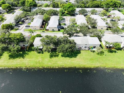 A home in Cooper City