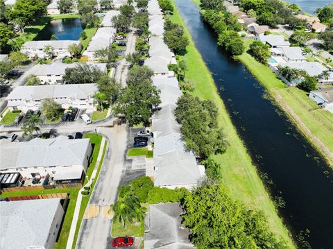 A home in Cooper City