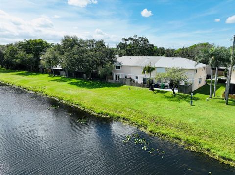 A home in Cooper City