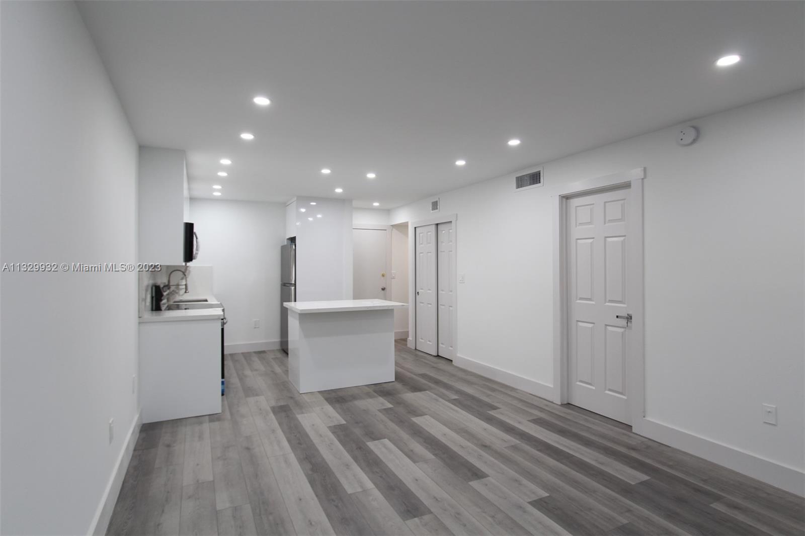 BAY VISTA CONDO - Residential Lease