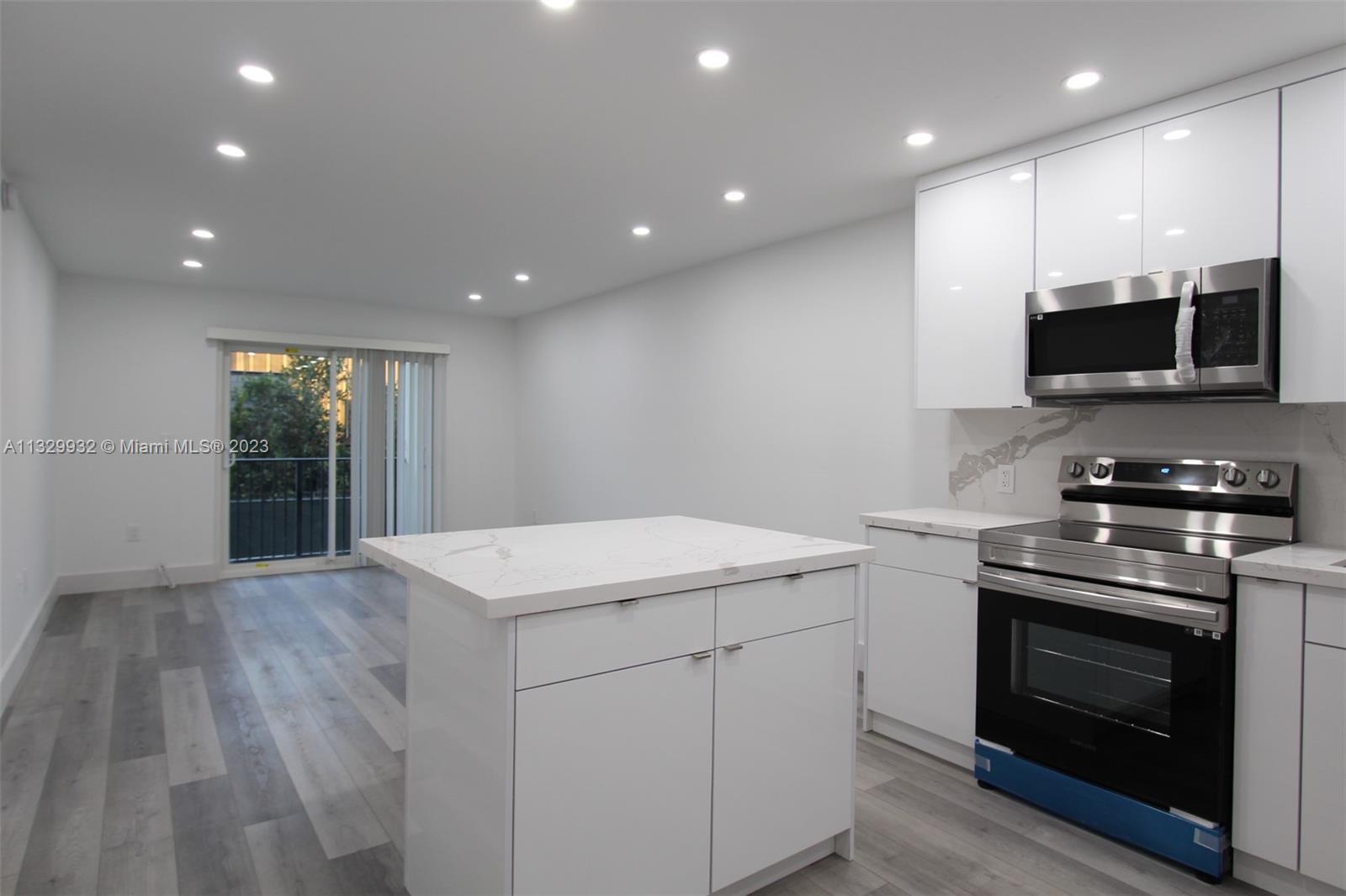 BAY VISTA CONDO - Residential Lease