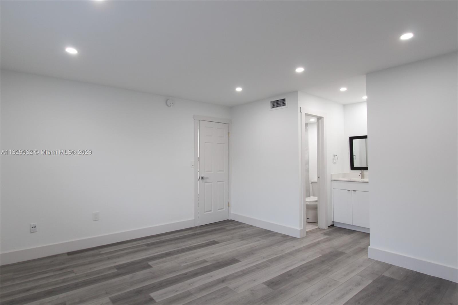 BAY VISTA CONDO - Residential Lease