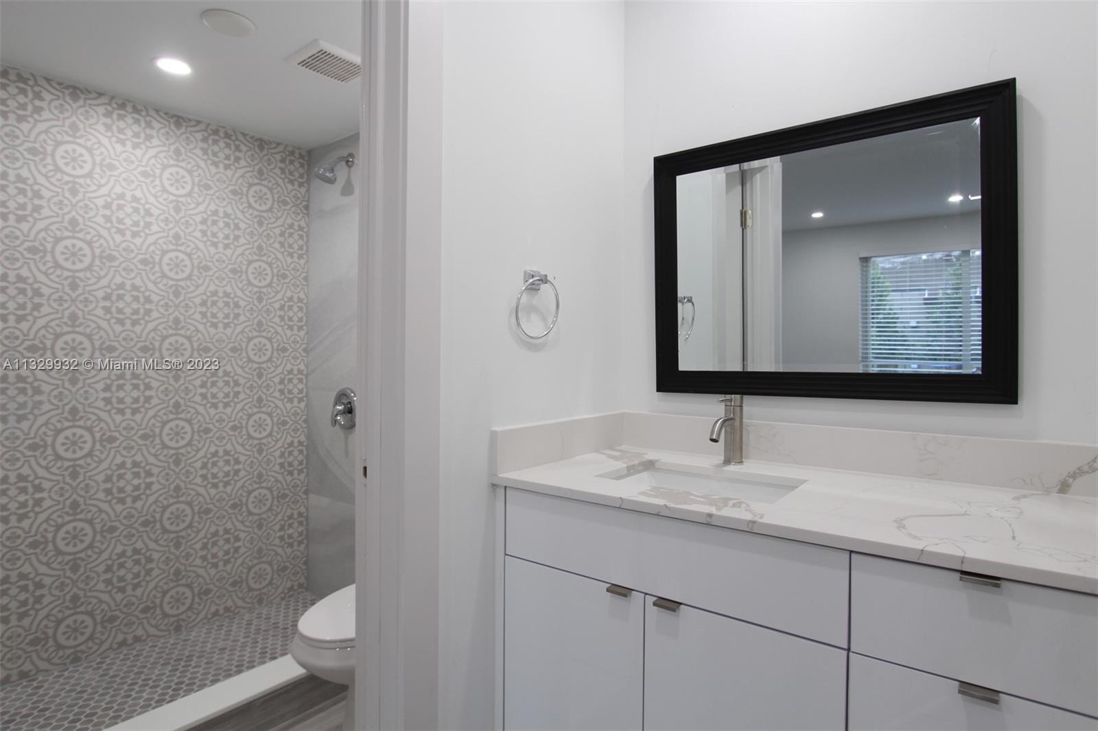 BAY VISTA CONDO - Residential Lease