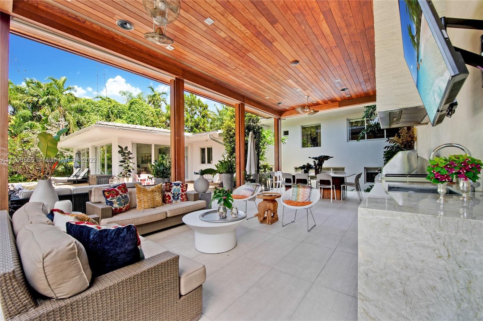 BAY HEIGHTS - Residential