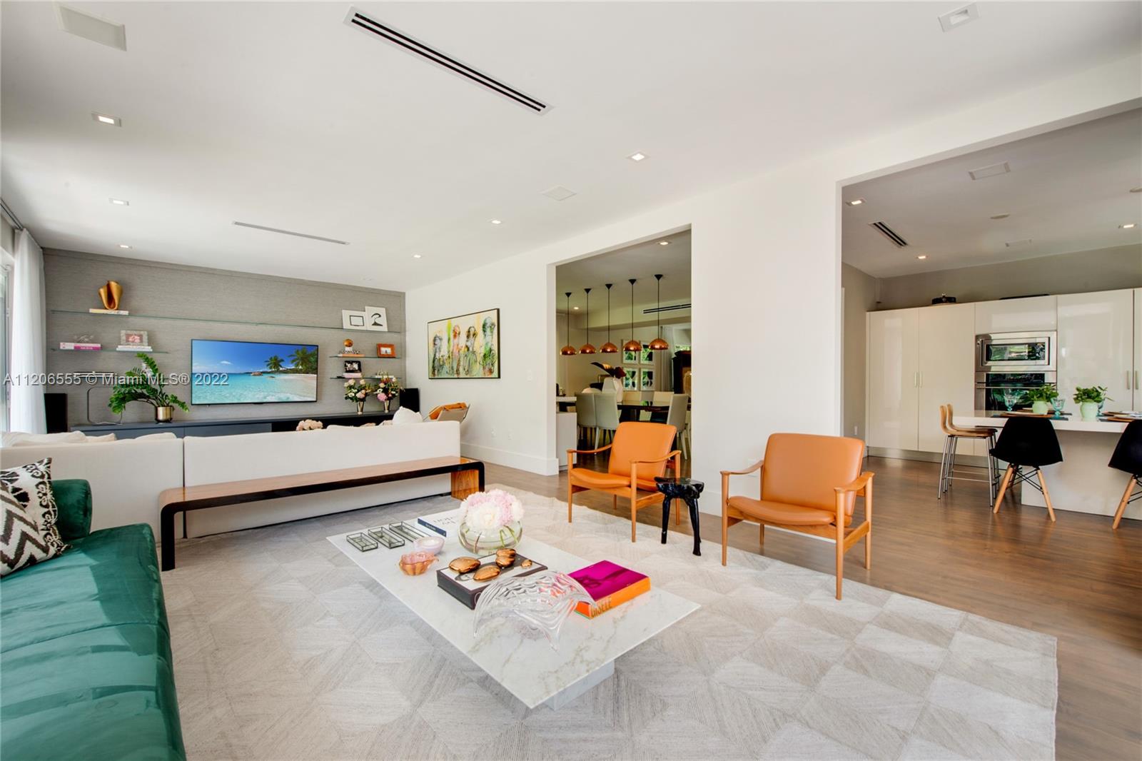 BAY HEIGHTS - Residential