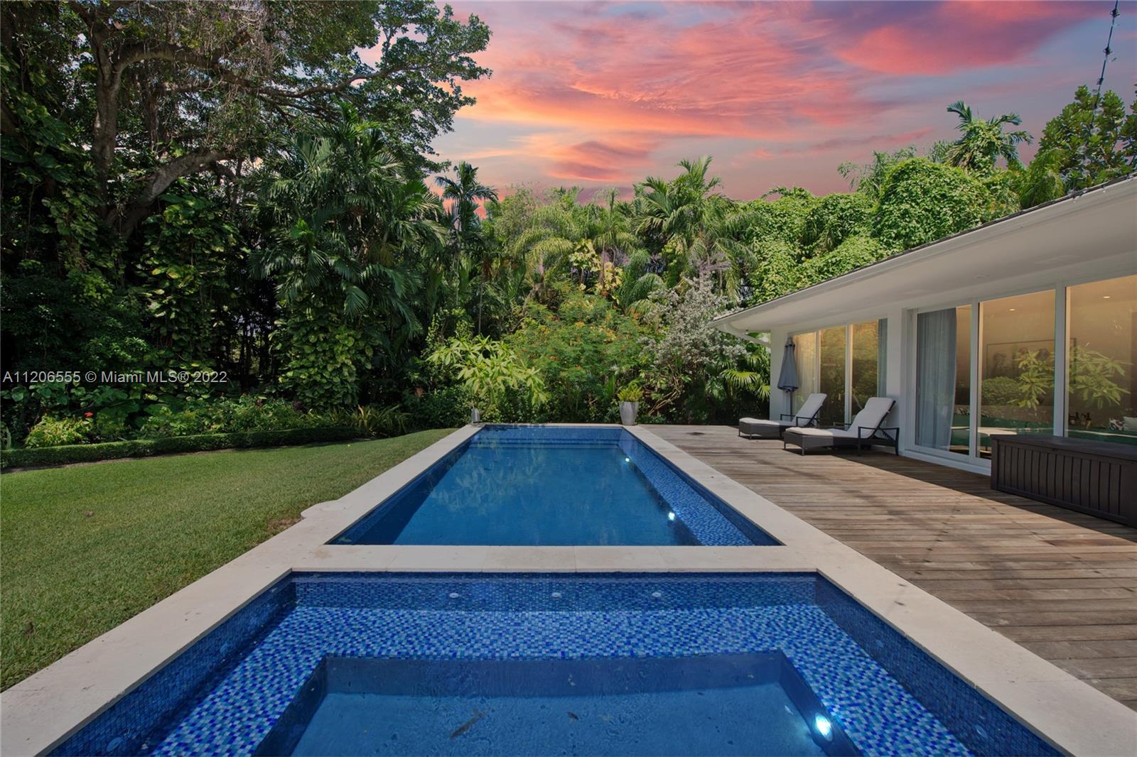 BAY HEIGHTS - Residential