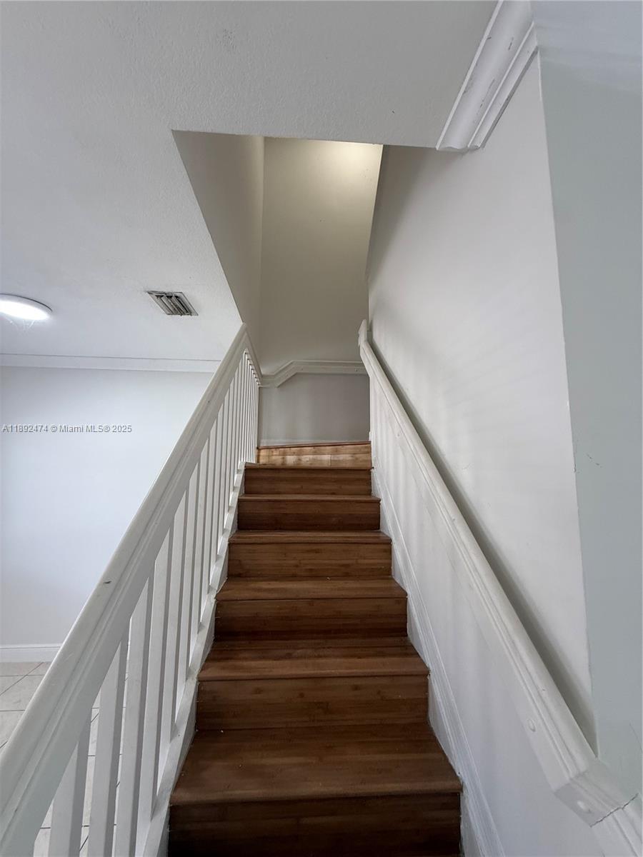 VENETIA GROVE - Residential Lease