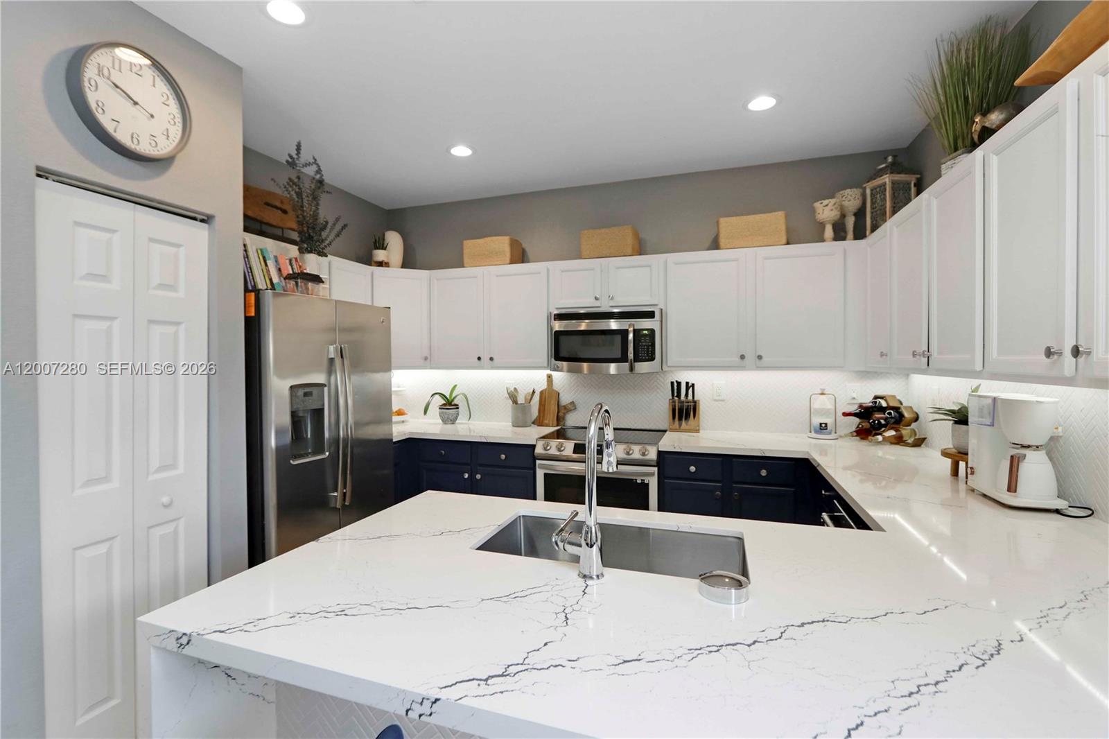 MARTINIQUE AT OASIS REPLA - Residential