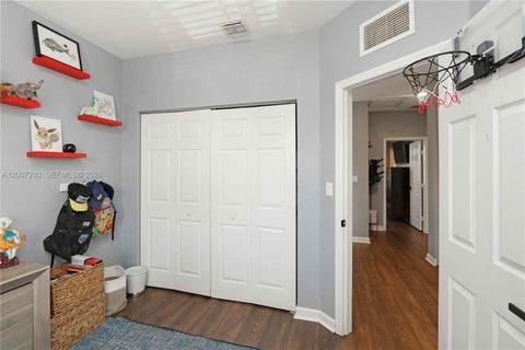 Tiny photo for 500 SE 32nd Ave, Homestead, FL 33033 (MLS # A12007280)