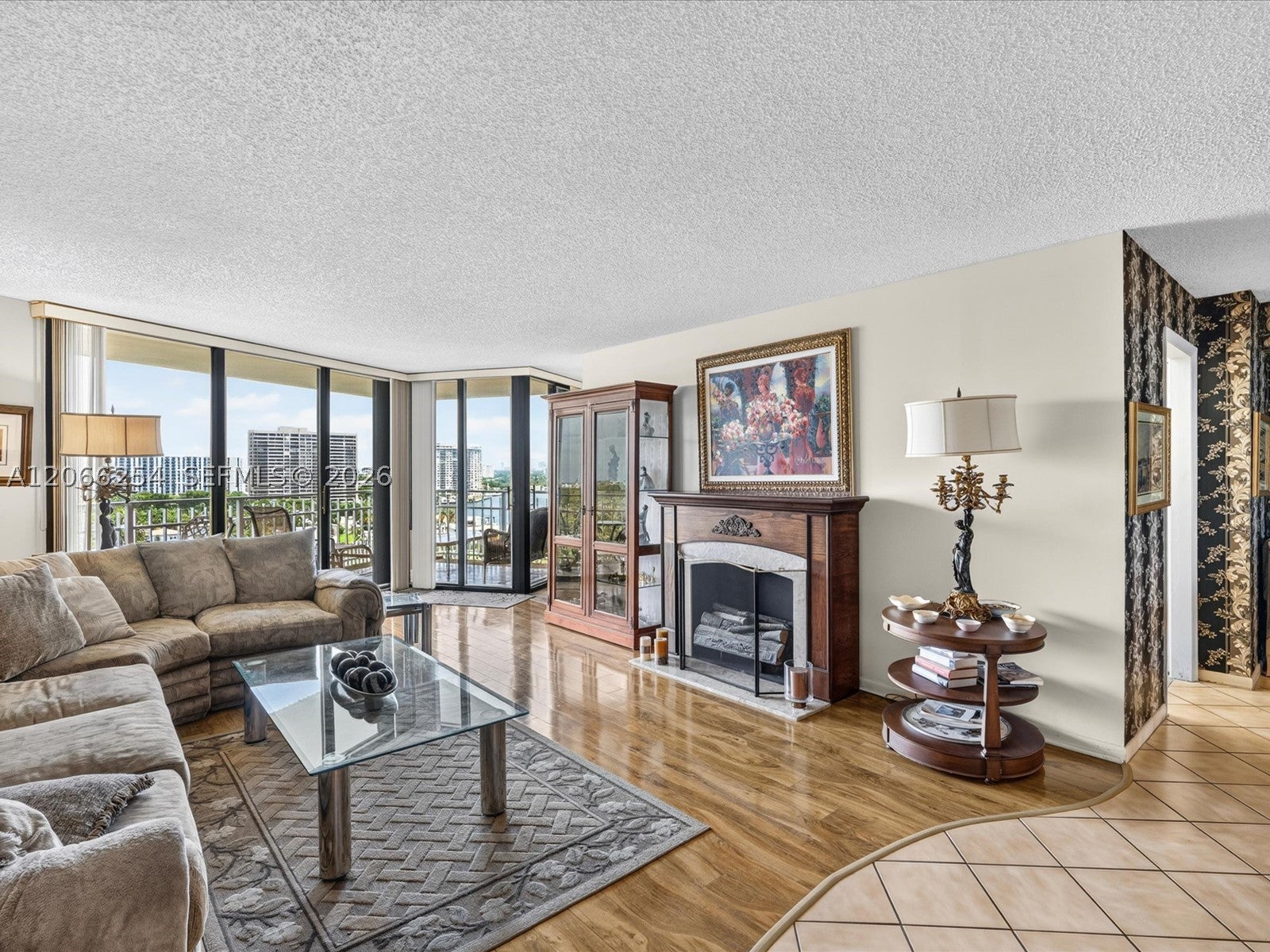 4000 Towerside Ter 1407
