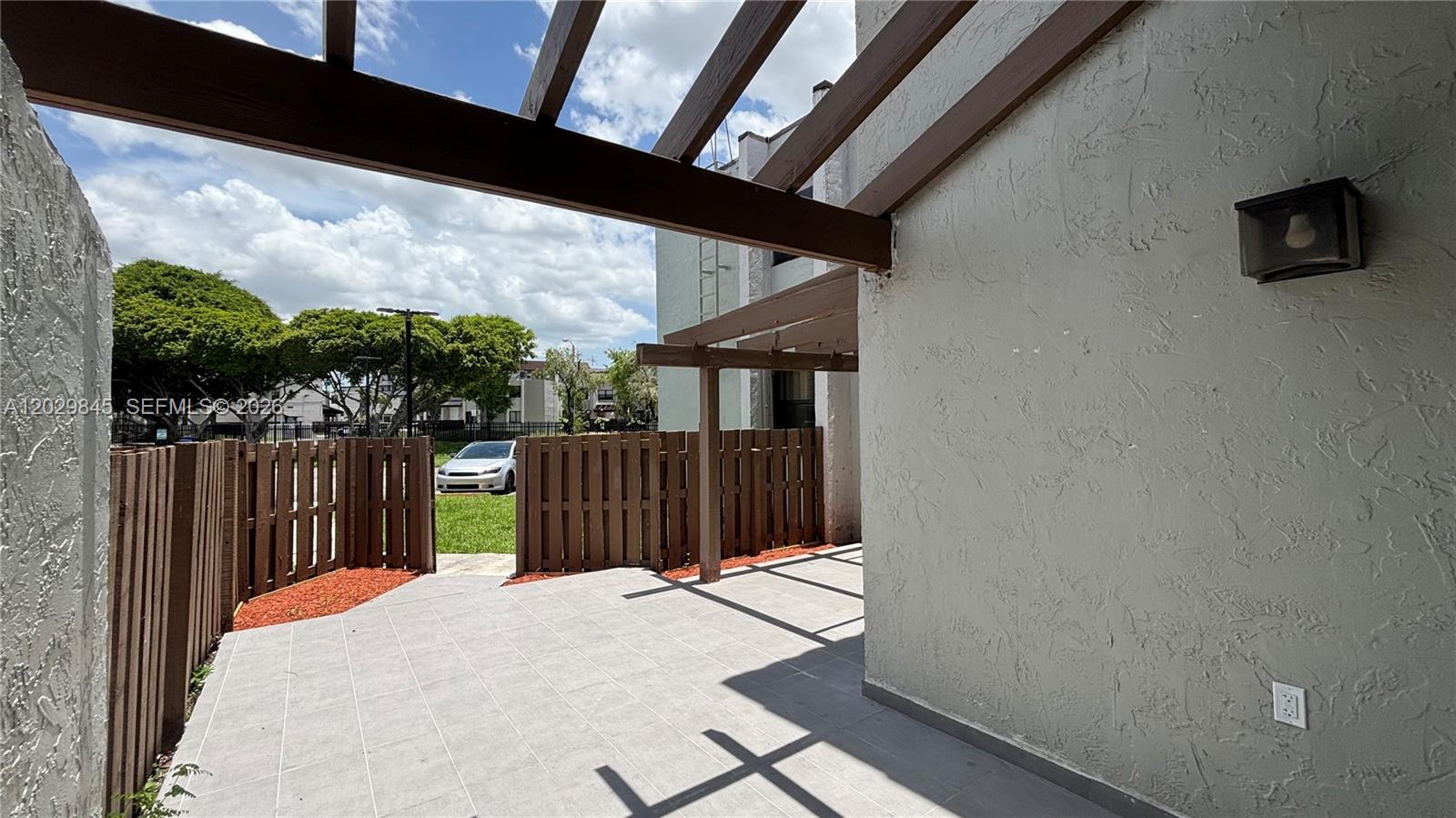 CARIBBEAN SPRINGS VILLAGE - Residential