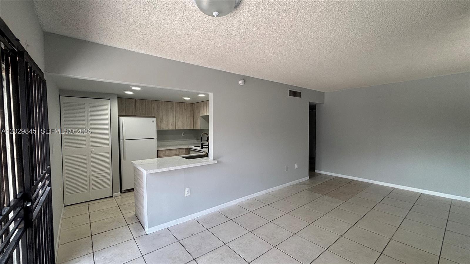 CARIBBEAN SPRINGS VILLAGE - Residential