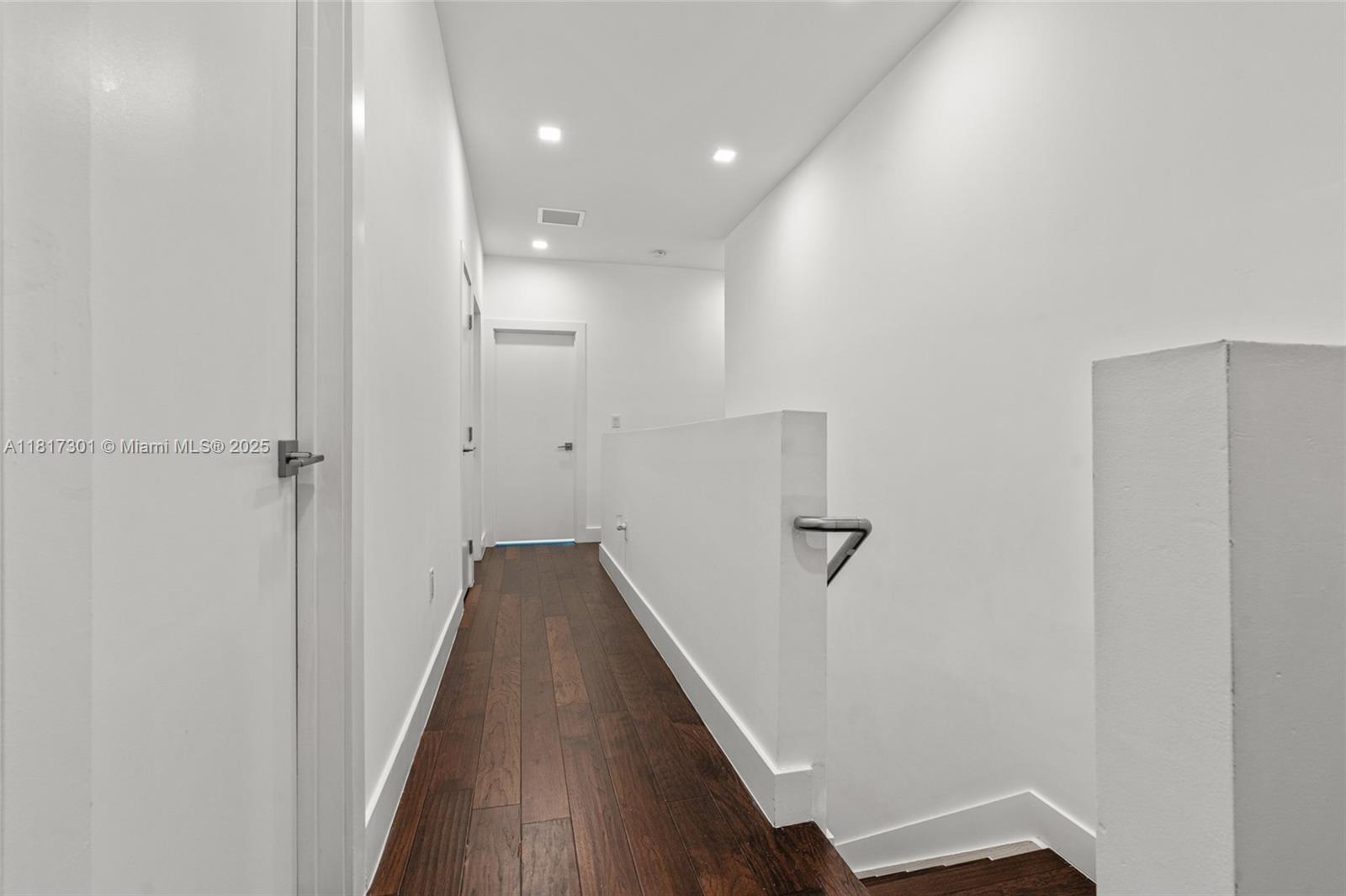 DORAL PALMS SOUTH - Residential Lease