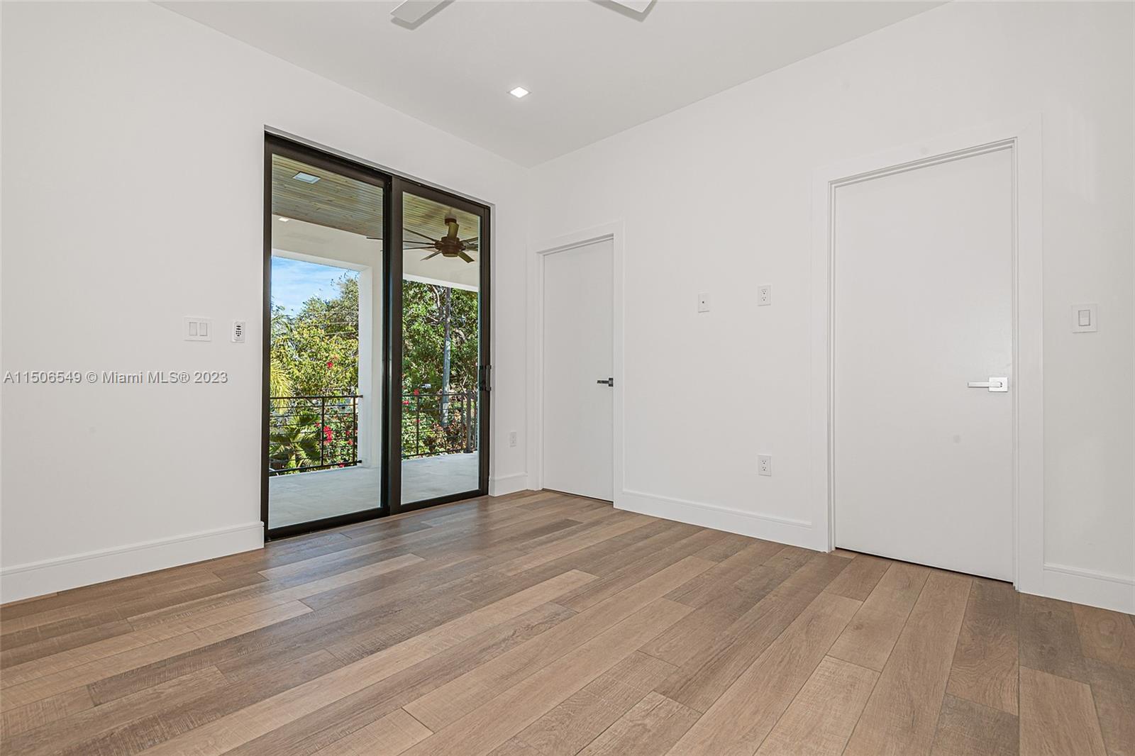 RIO VISTA C J HECTORS RES - Residential