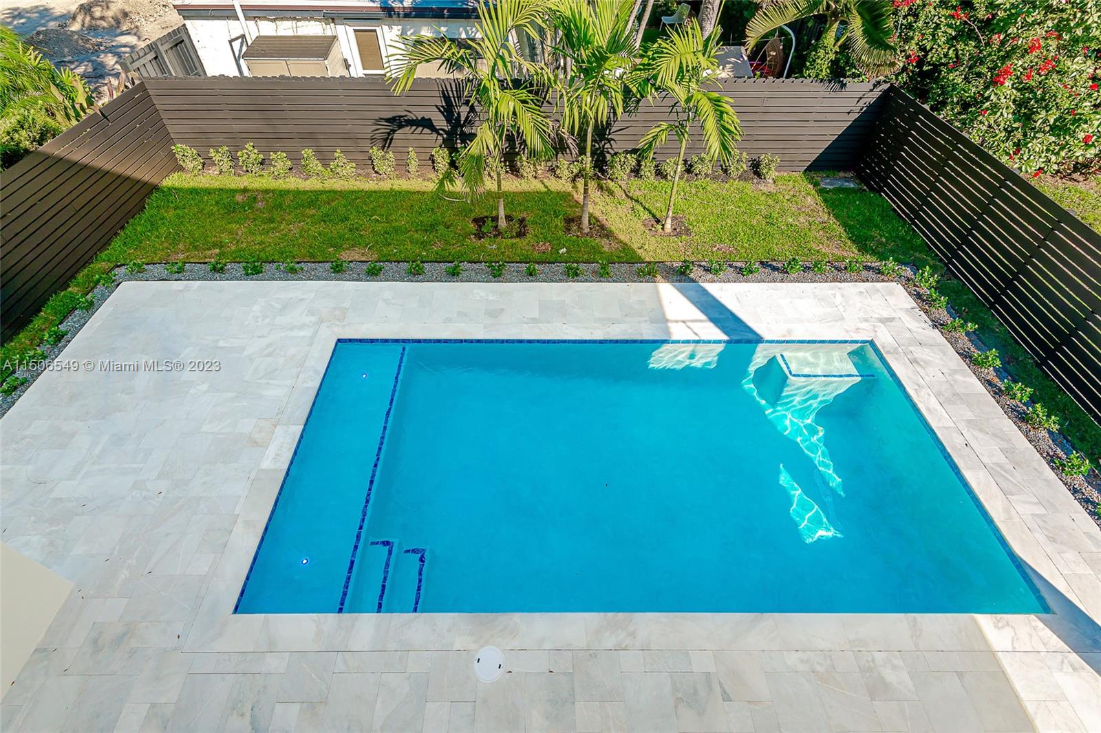 RIO VISTA C J HECTORS RES - Residential