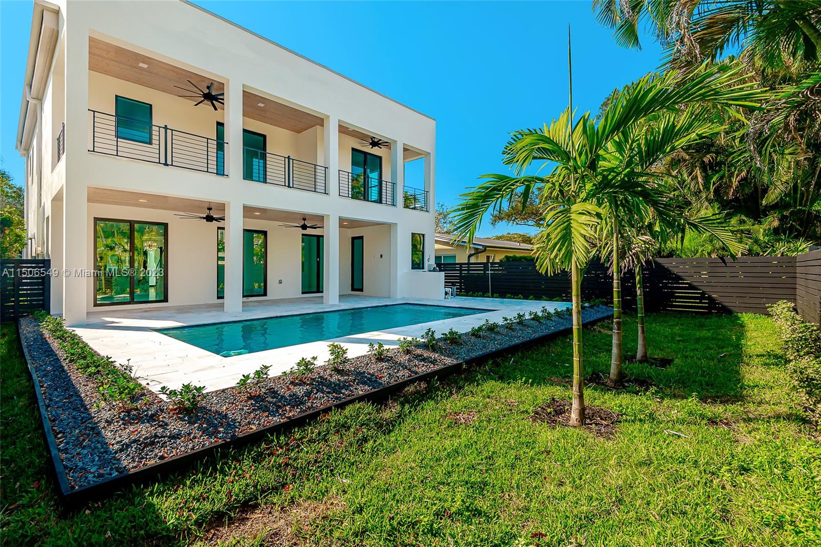 RIO VISTA C J HECTORS RES - Residential