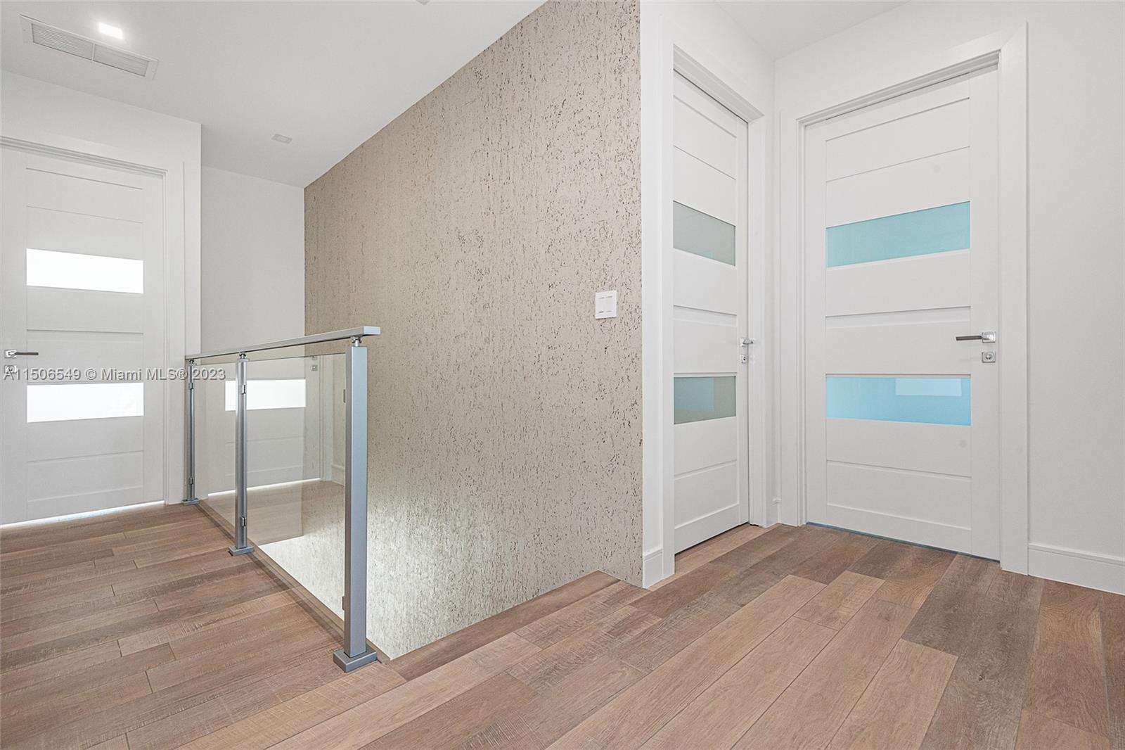 RIO VISTA C J HECTORS RES - Residential