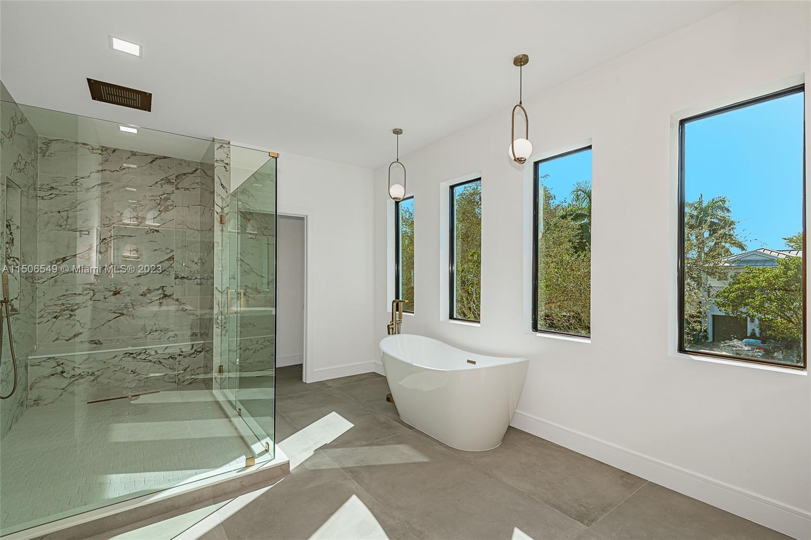 RIO VISTA C J HECTORS RES - Residential