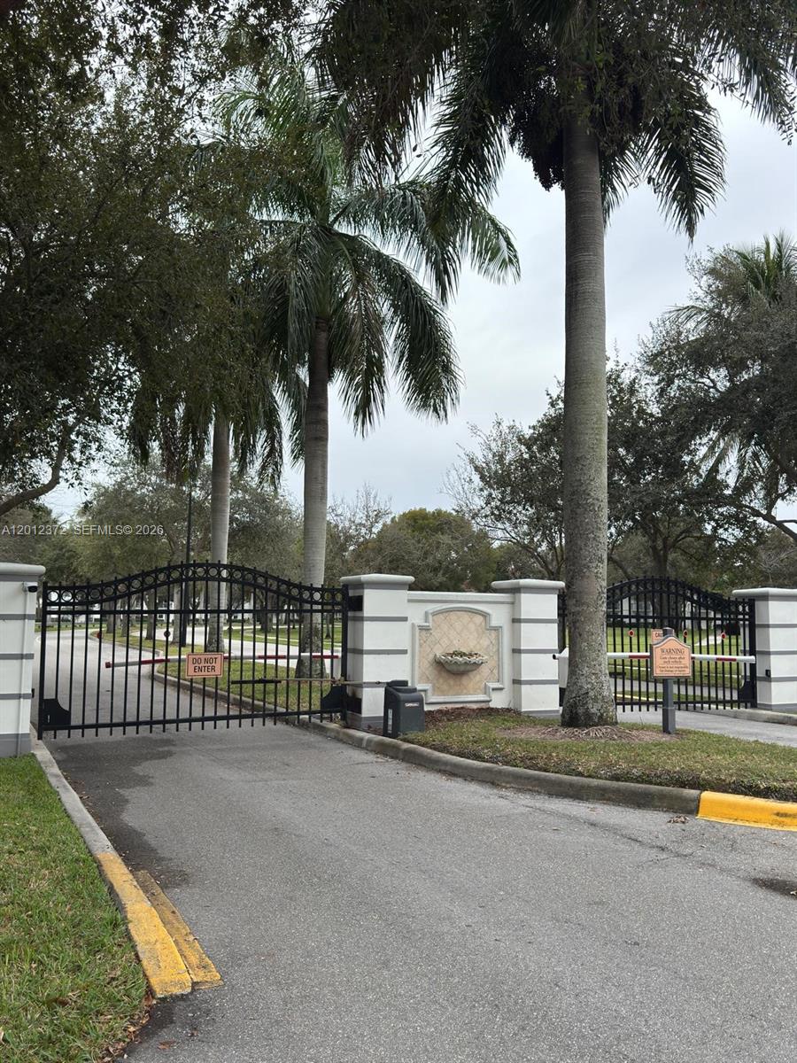TIERRA VERDE AT DELRAY BE - Residential Lease