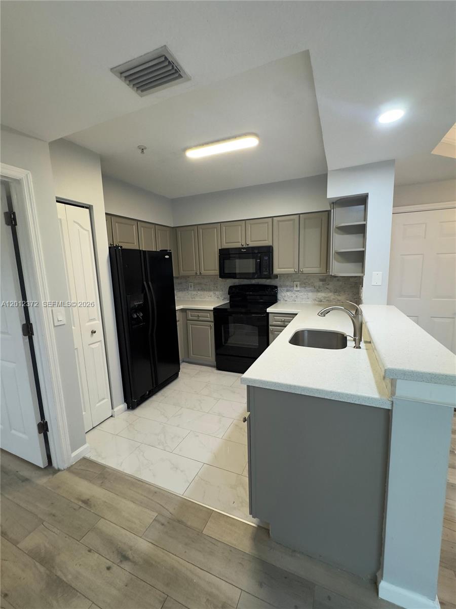 TIERRA VERDE AT DELRAY BE - Residential Lease