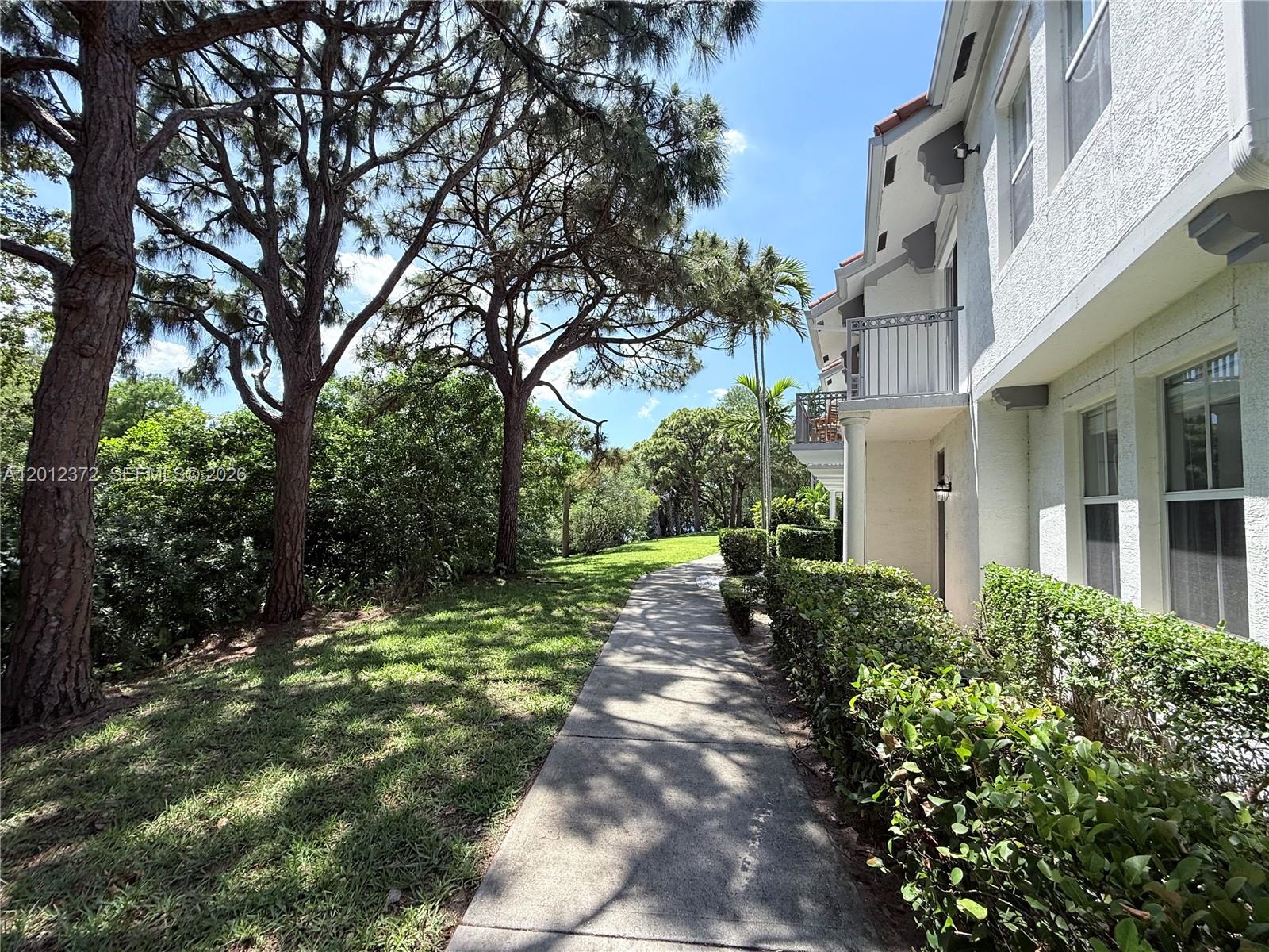TIERRA VERDE AT DELRAY BE - Residential Lease