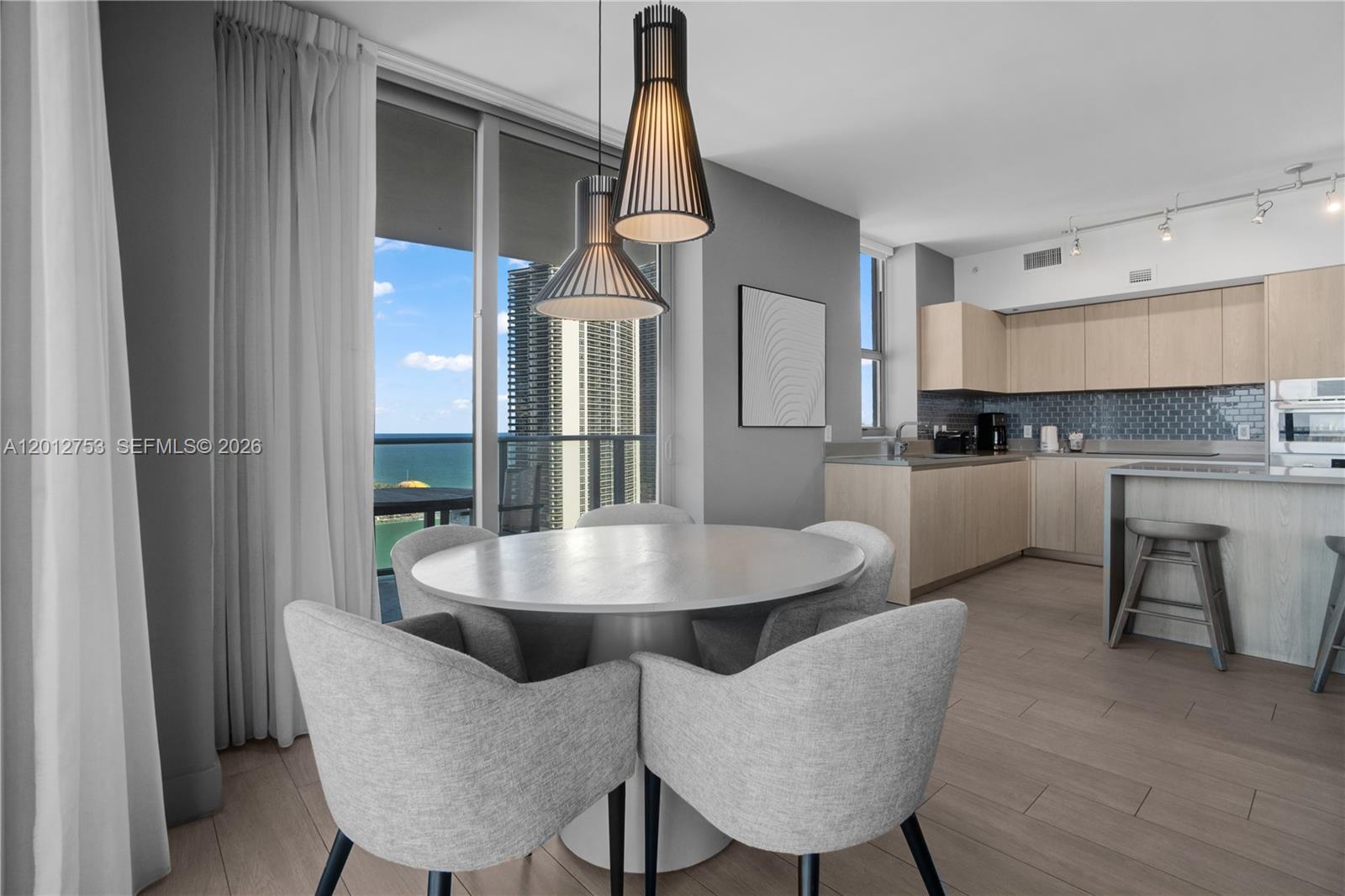 4010 S Ocean Dr R1801