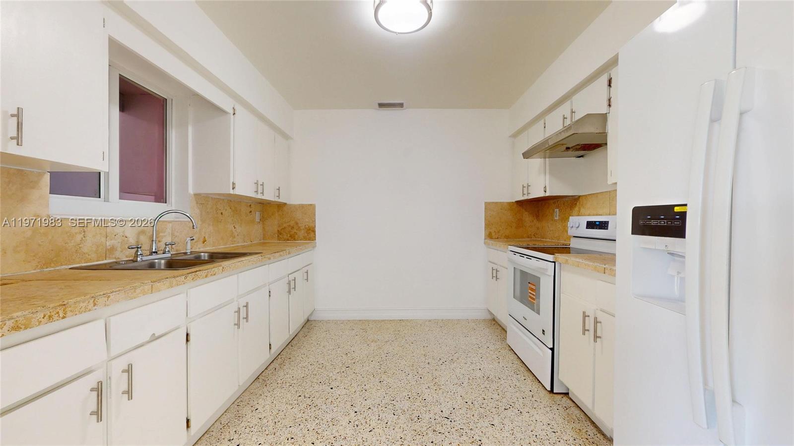 PARKWEST ESTATES - Residential