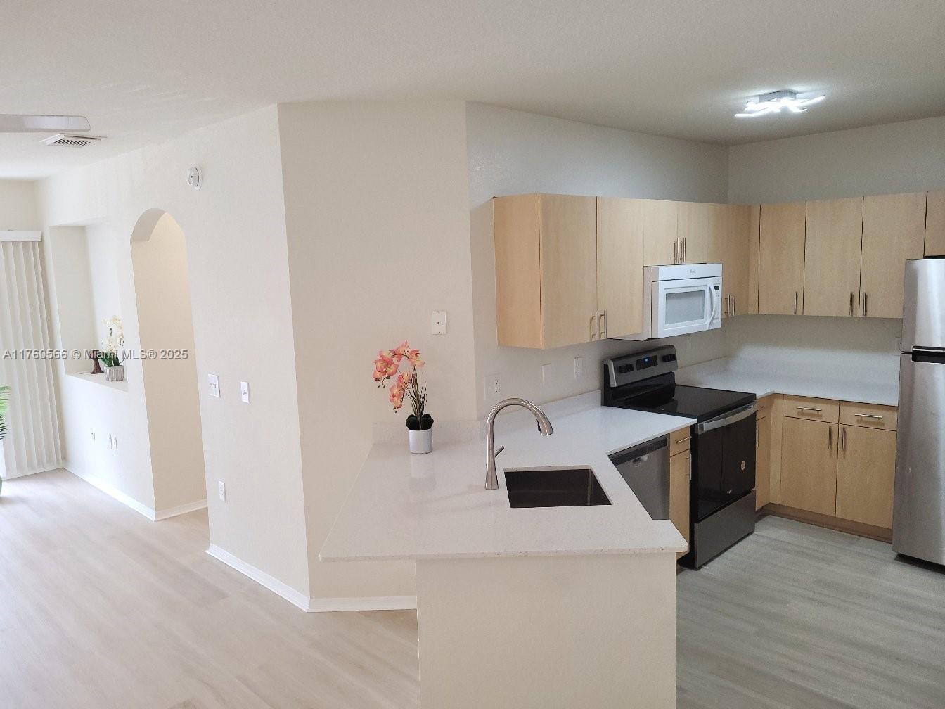 RESIDENCES OF BELMONT AT - Residential Lease