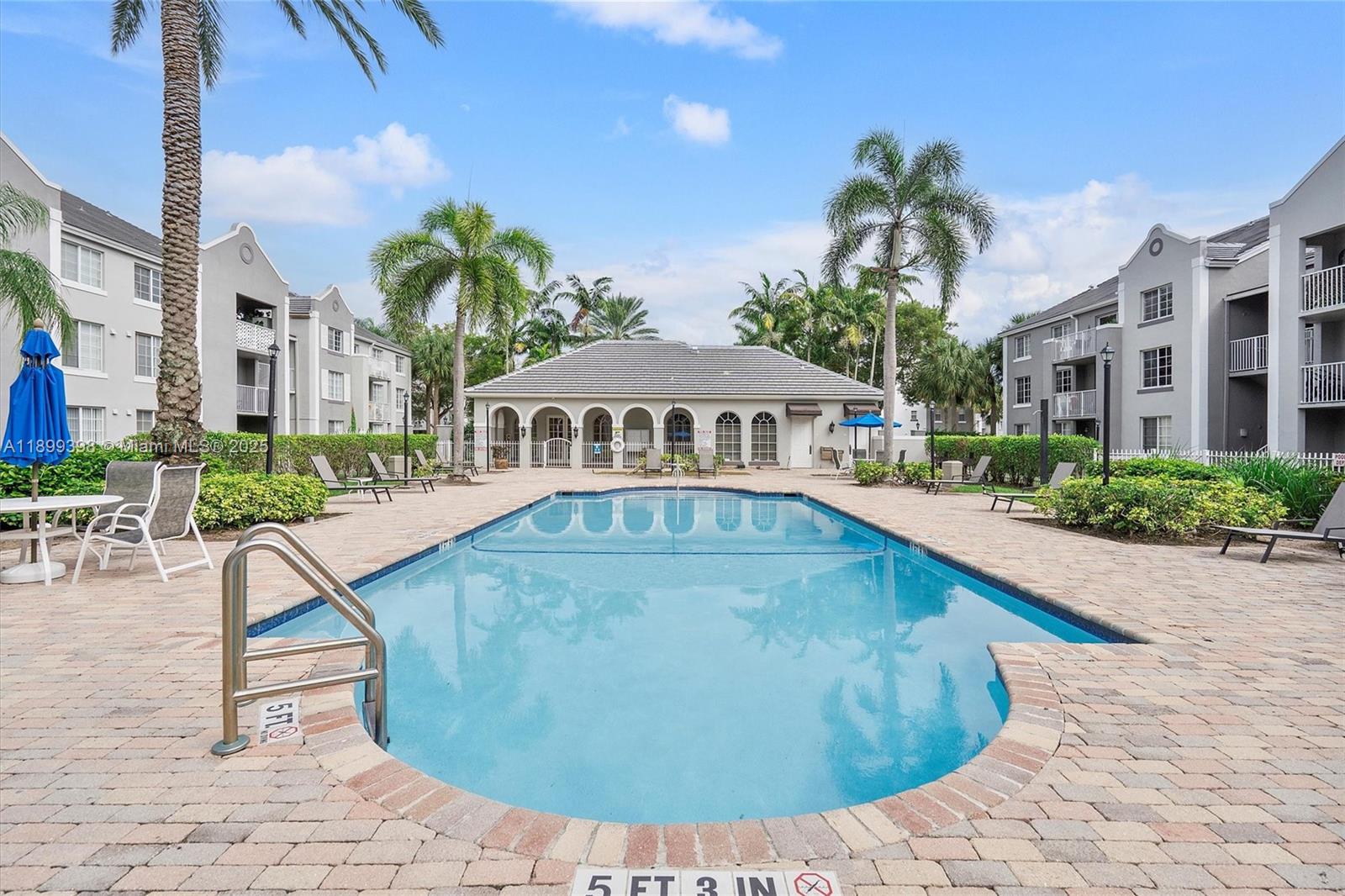 DEVONAIRE CONDO AT PEMBRO - Residential