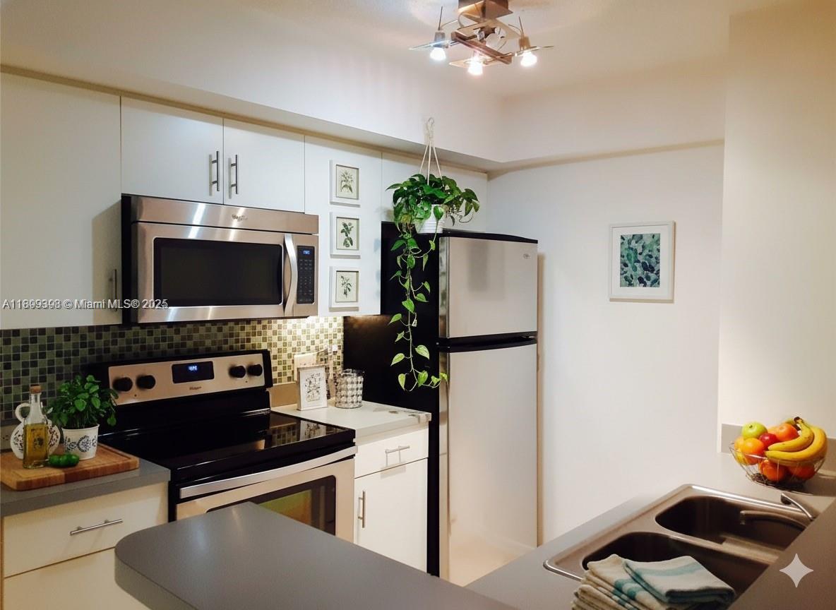 DEVONAIRE CONDO AT PEMBRO - Residential