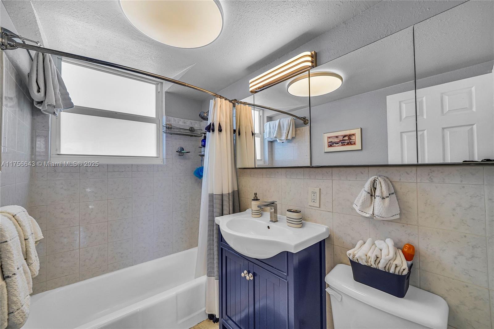 BREAKWATER TOWERS CO-OP - Residential
