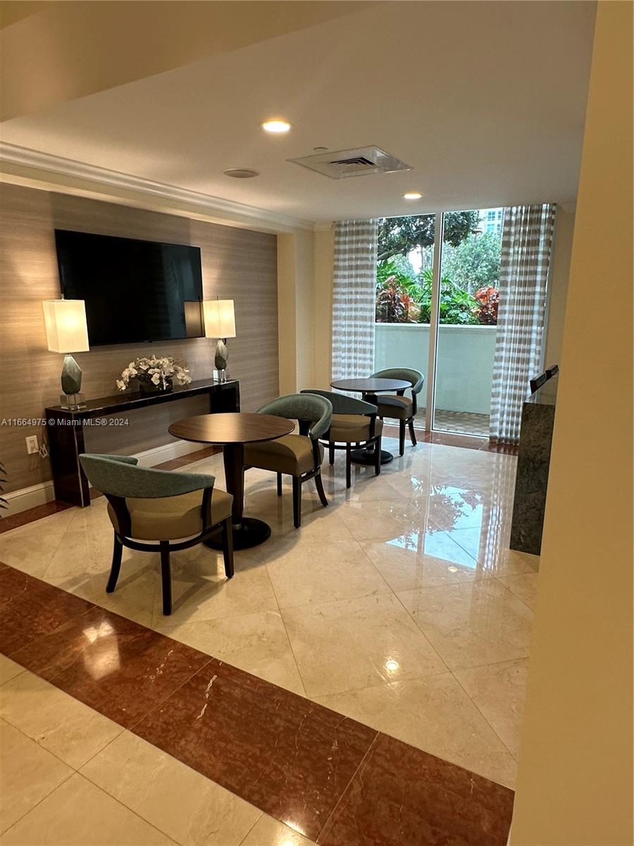 TOSCANA NORTH CONDO - Residential