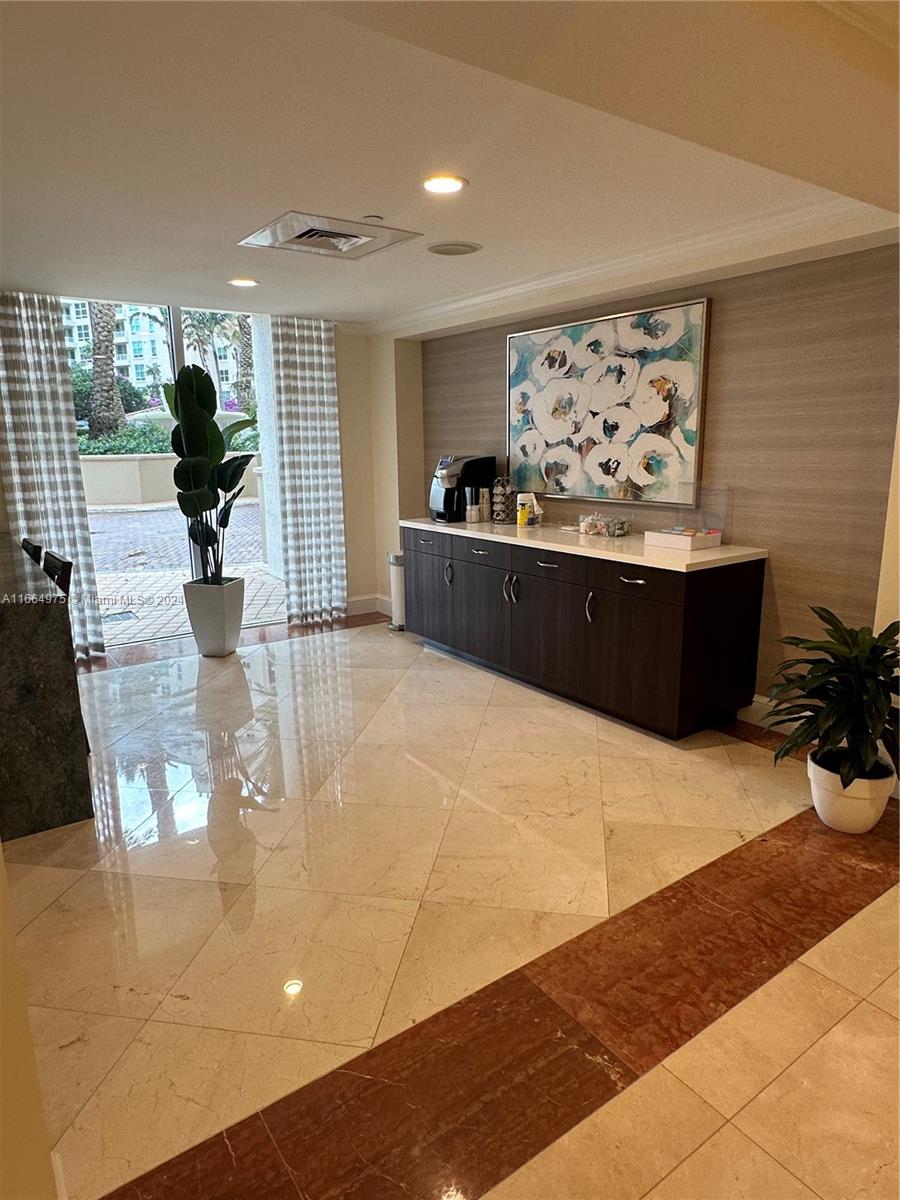 TOSCANA NORTH CONDO - Residential