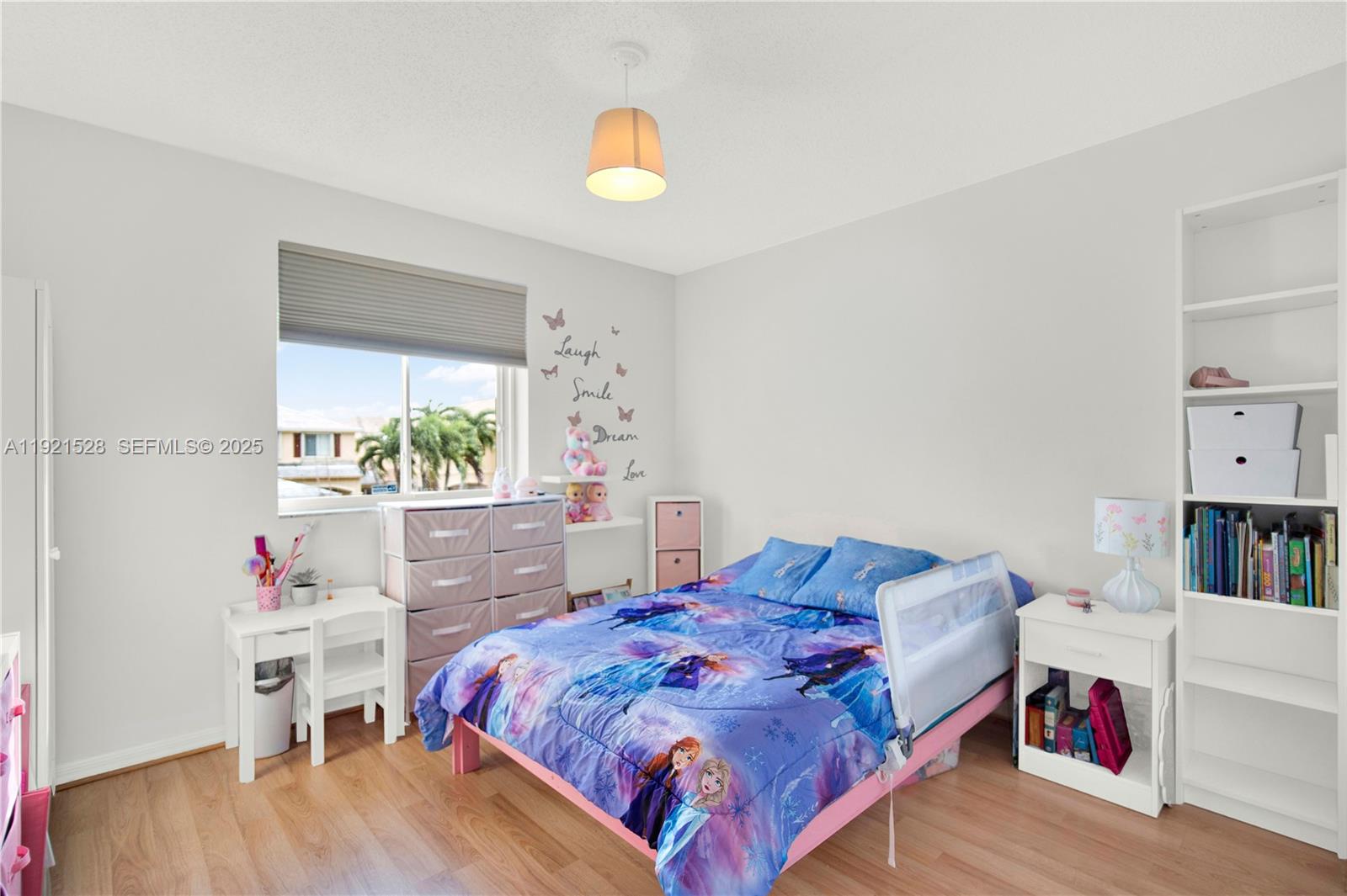 CONTINENTAL HOMES TOWNHOU - Residential