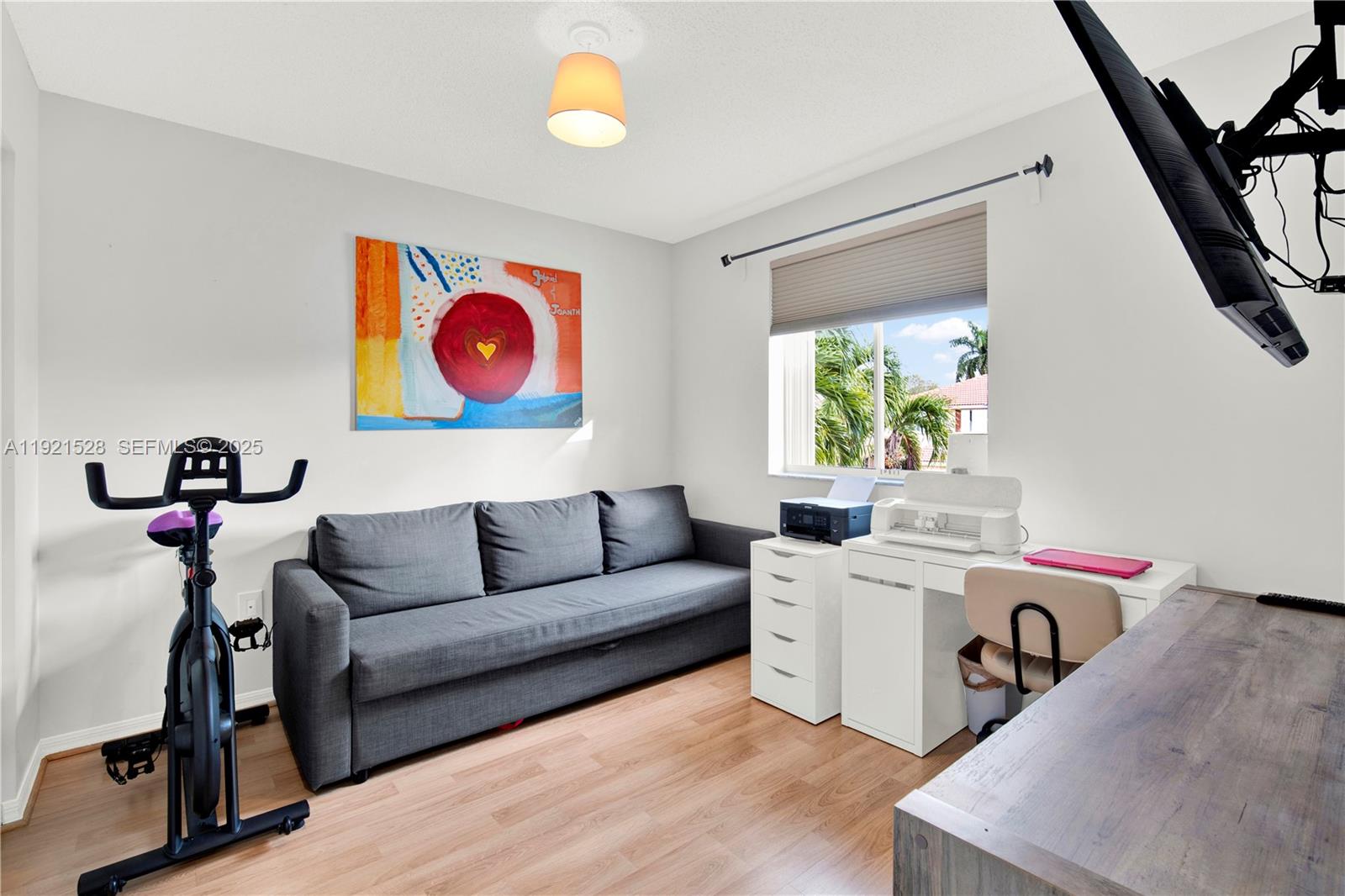 CONTINENTAL HOMES TOWNHOU - Residential