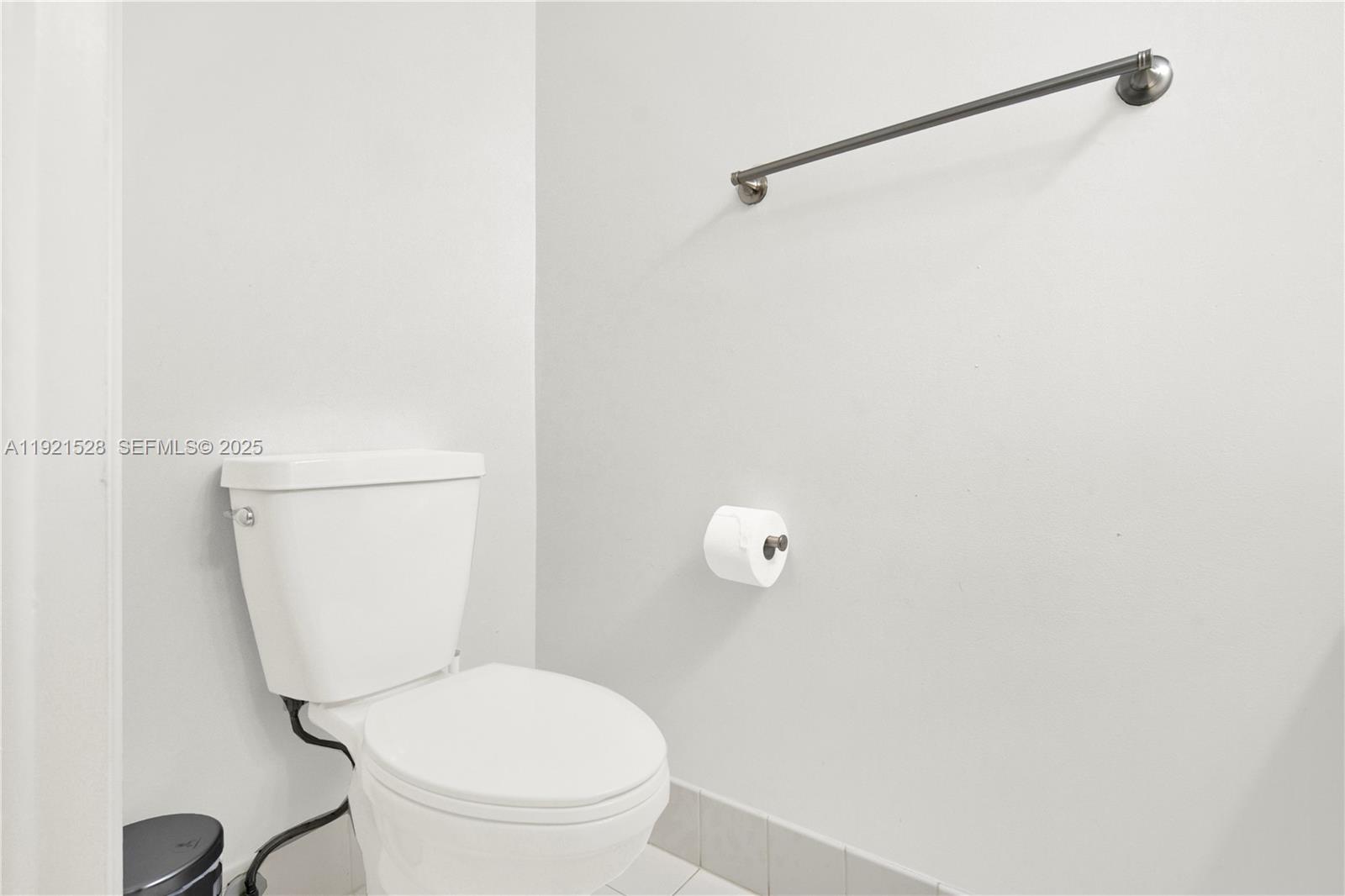 CONTINENTAL HOMES TOWNHOU - Residential