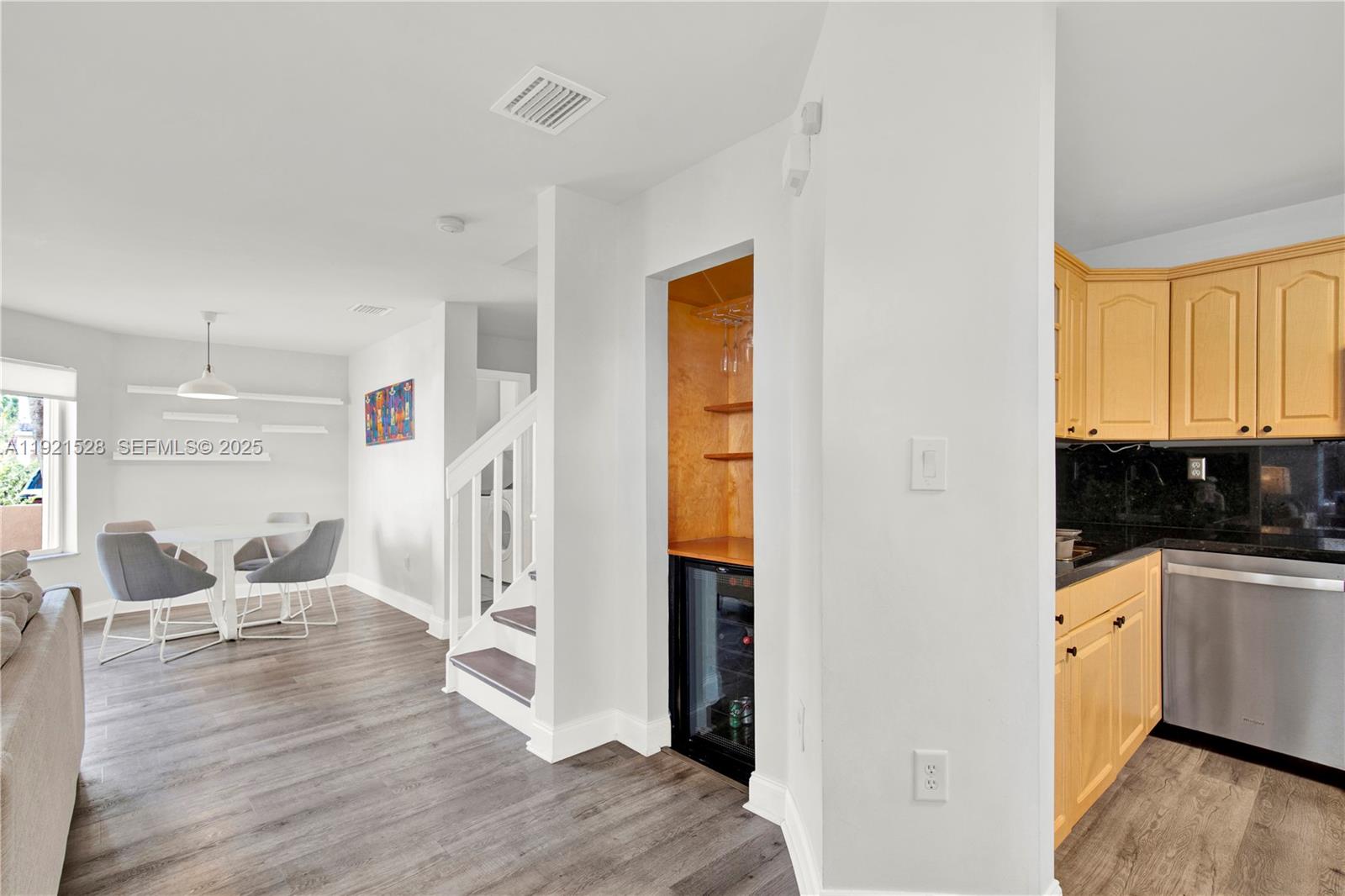 CONTINENTAL HOMES TOWNHOU - Residential