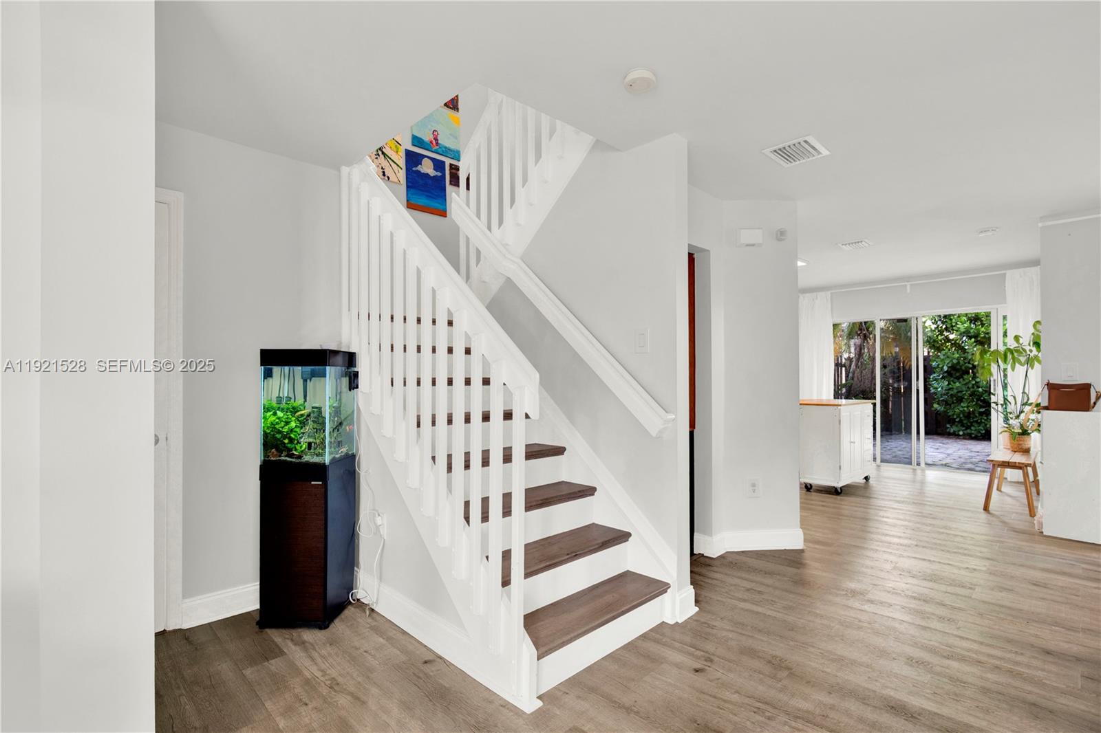 CONTINENTAL HOMES TOWNHOU - Residential