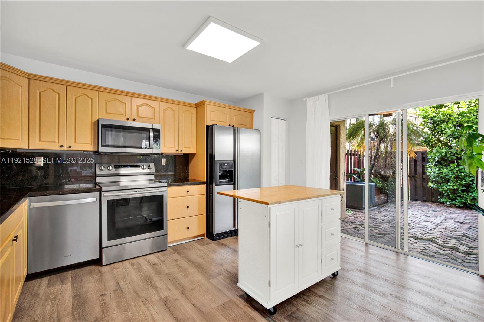 CONTINENTAL HOMES TOWNHOU - Residential