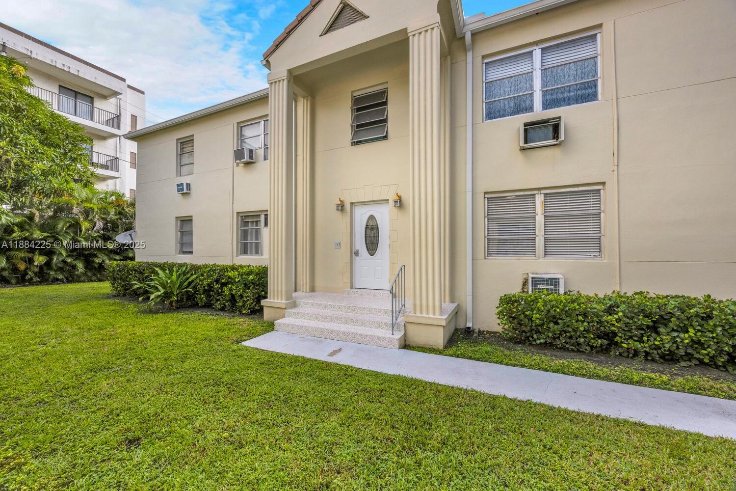 C GAB DOUGLAS SEC - Residential Lease